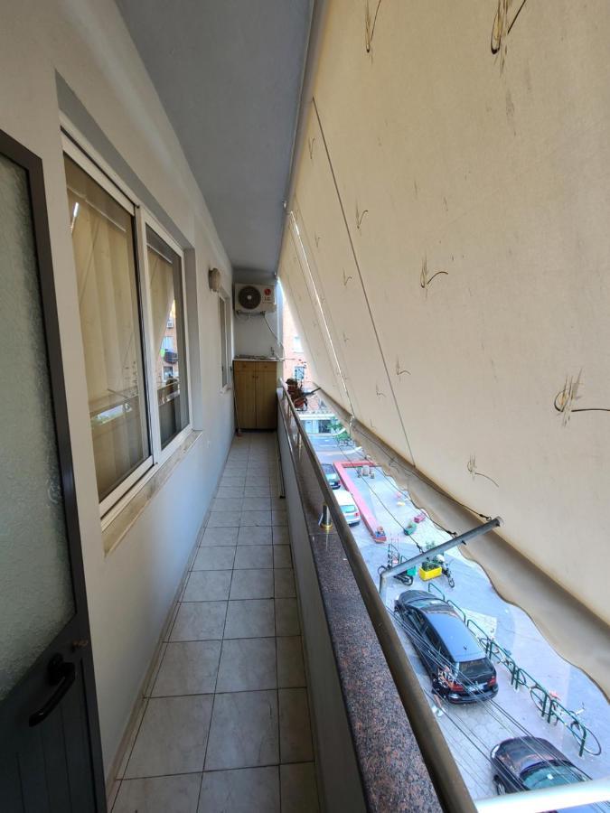 Appartamento Heart Of Tirana Esterno foto